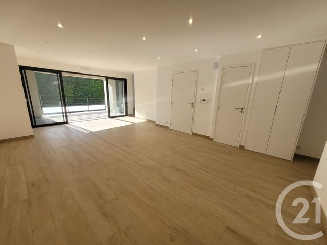 Appartement T3 à vendre - 4 pièces - 76.05 m2 - PORNIC - 44 - PAYS-DE-LOIRE - Century 21 Agence Du Casino